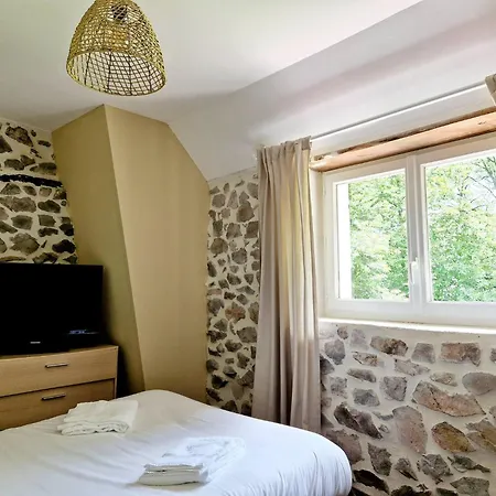 La Maioun, Entouree De La Foret Au Calme Дом отдыха *