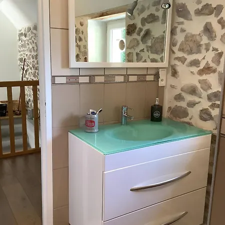 La Maioun, Entouree De La Foret Au Calme 펜션