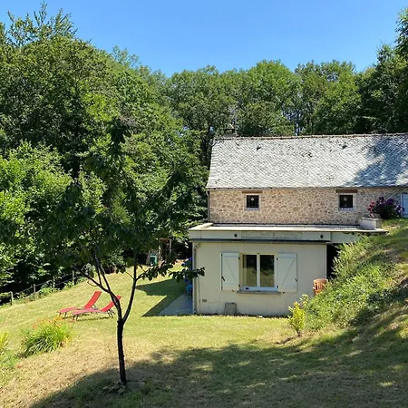 La Maioun, Entouree De La Foret Au Calme Golinhac
