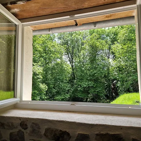 La Maioun, Entouree De La Foret Au Calme 펜션