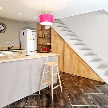 La Maioun, Entouree De La Foret Au Calme 펜션 *