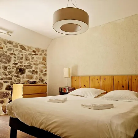 펜션 La Maioun, Entouree De La Foret Au Calme Golinhac