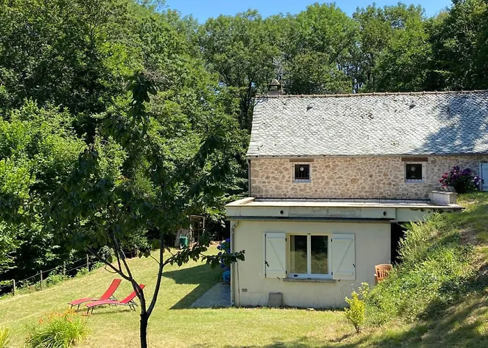 La Maioun, Entouree De La Foret Au Calme Golinhac