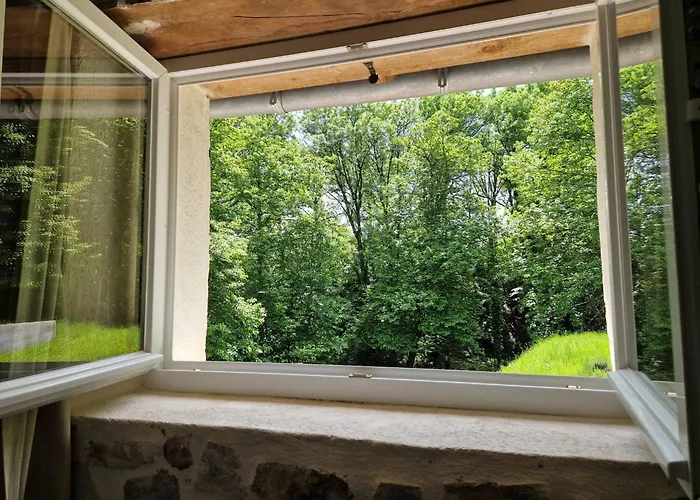 La Maioun, Entouree De La Foret Au Calme בית נופש