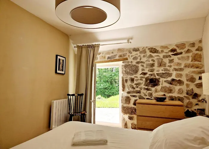 בית נופש La Maioun, Entouree De La Foret Au Calme *